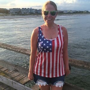 Meet your Posher, Kara